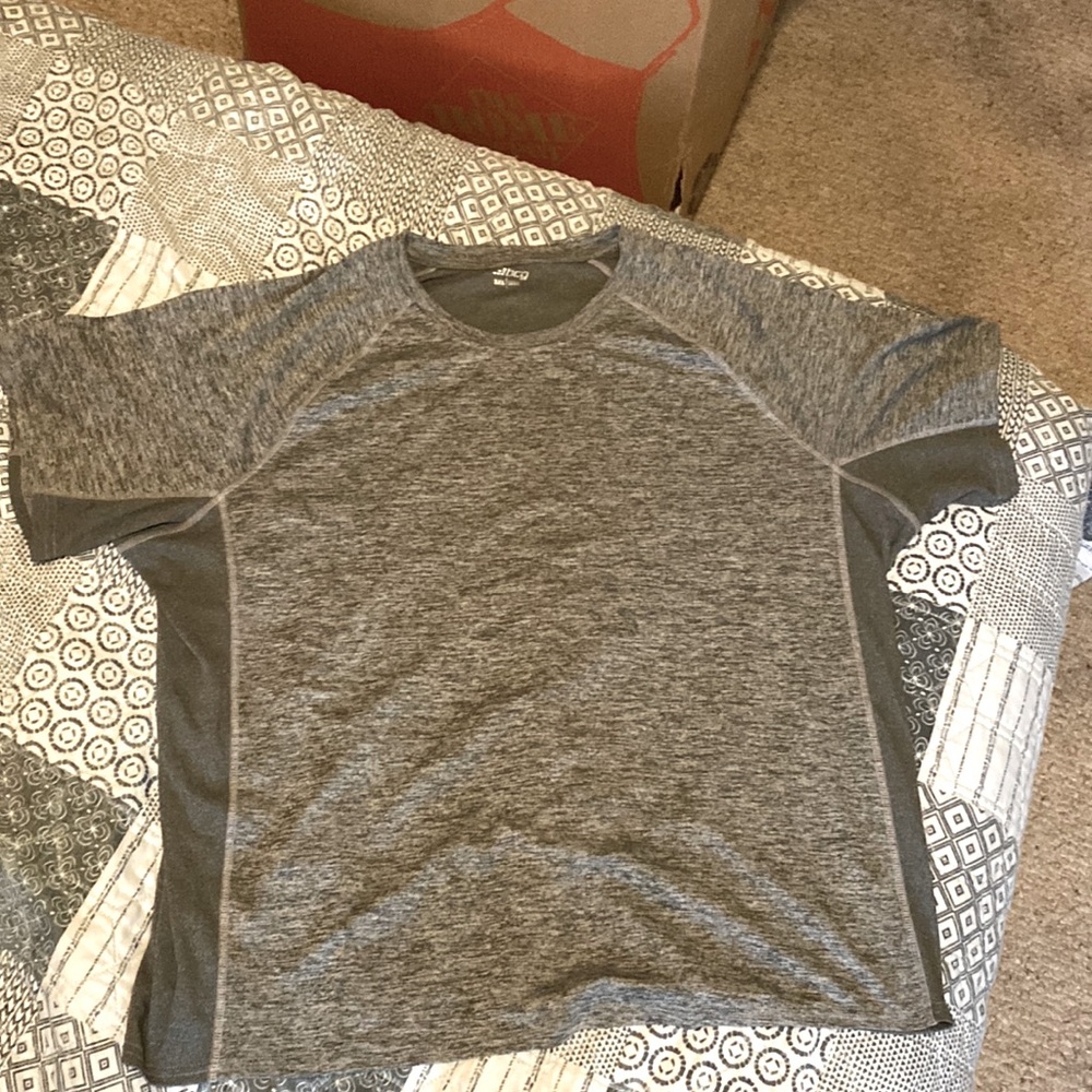 BCG 3XL light gray only worn couple times great condition